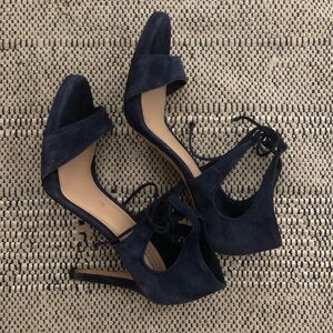 Chic Navy Blue Suede Heels